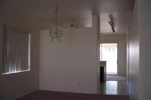 990 N Bradley Dr Chandler, AZ 85226 photo 4