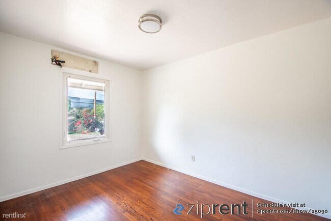 530 W Ivy St San Diego, CA 92101 photo 5
