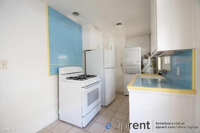 530 W Ivy St San Diego, CA 92101 photo 3