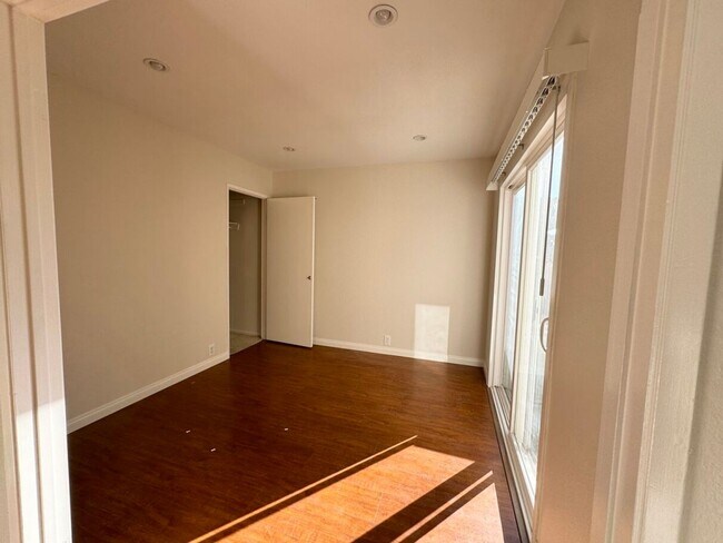 10885 Caravelle Pl San Diego, CA 92124 photo 5
