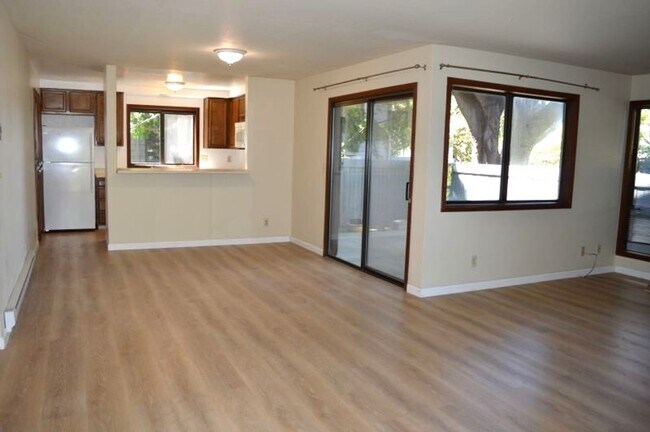 Spacious and Conveniently Located with Private Patio and Parking photo 4