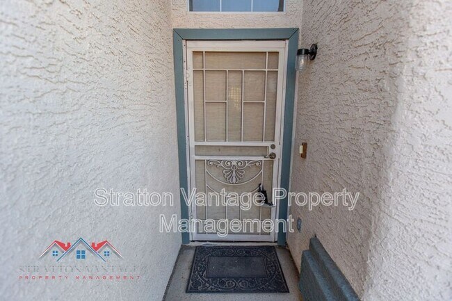 1428 E Silver Creek Rd Gilbert, AZ 85296 photo 4