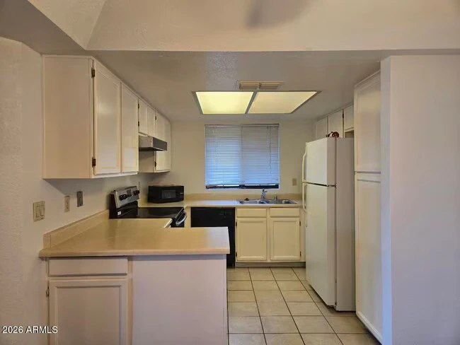 1905 E University Dr Tempe, AZ 85288 photo 3
