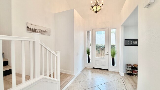 563 Poets Square Fallbrook, CA 92028 photo 4