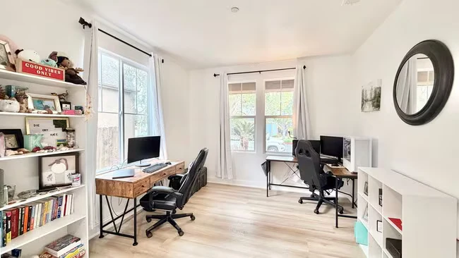563 Poets Square Fallbrook, CA 92028 photo 5