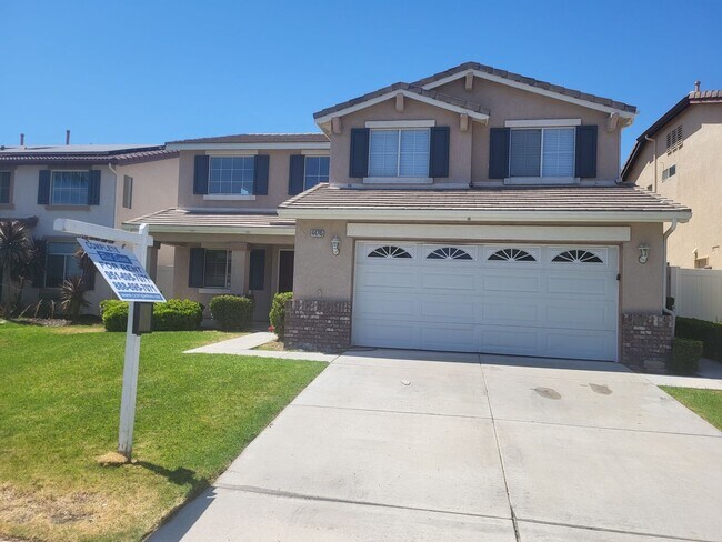 44745 Longfellow Ave photo 4