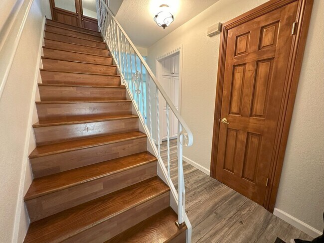 152 Glover Ave Chula Vista, CA 91910 photo 3