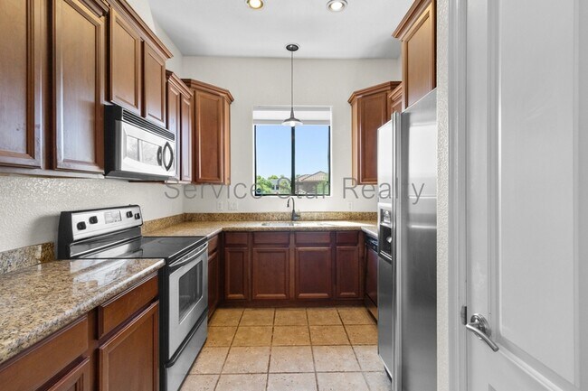 7027 N Scottsdale Rd Paradise Valley, AZ 85253 photo 4