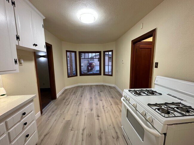 2301 Spaulding Ave Berkeley, CA 94703 photo 3
