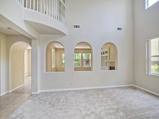 7241 Arroyo Grande Rd San Diego, CA 92129 photo 2