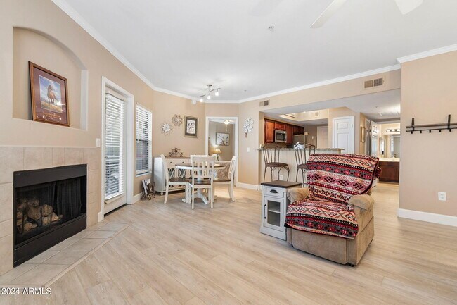 15095 N Thompson Peak Pkwy Scottsdale, AZ 85260 photo 4