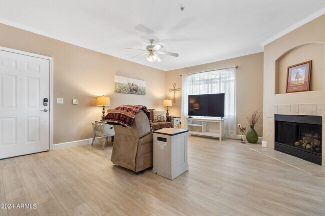 15095 N Thompson Peak Pkwy Scottsdale, AZ 85260 photo 5