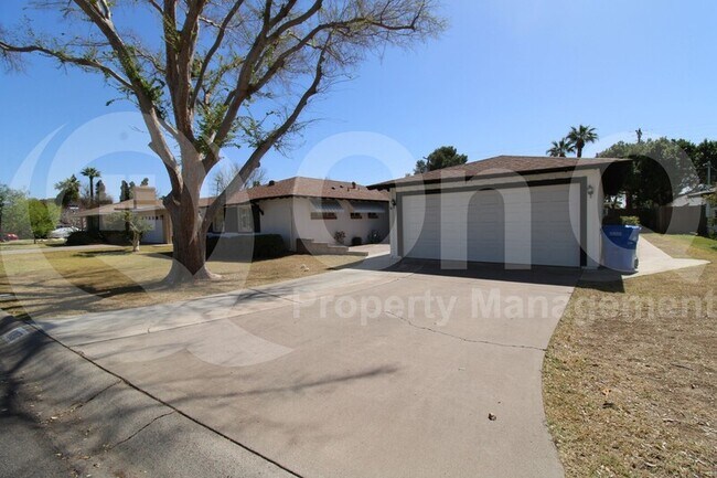 1007 W Northview Ave Phoenix, AZ 85021 photo 2