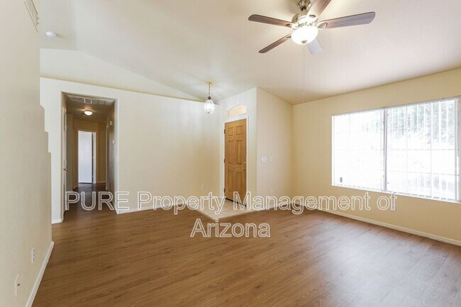 17906 N 92nd Ln Peoria, AZ 85382 photo 5