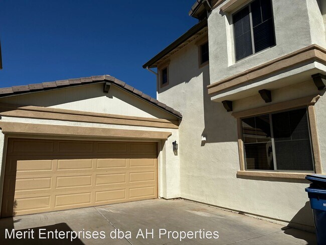 15464 W Aster Dr Surprise, AZ 85379 photo 2