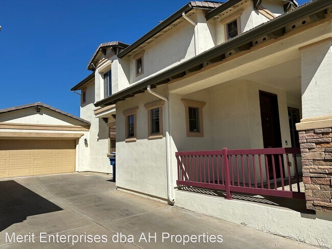 15464 W Aster Dr Surprise, AZ 85379 photo 3