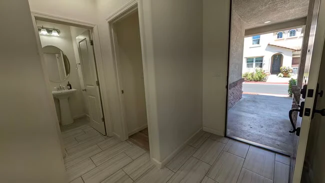 1140 Bonino Way Gilroy, CA 95020 photo 2