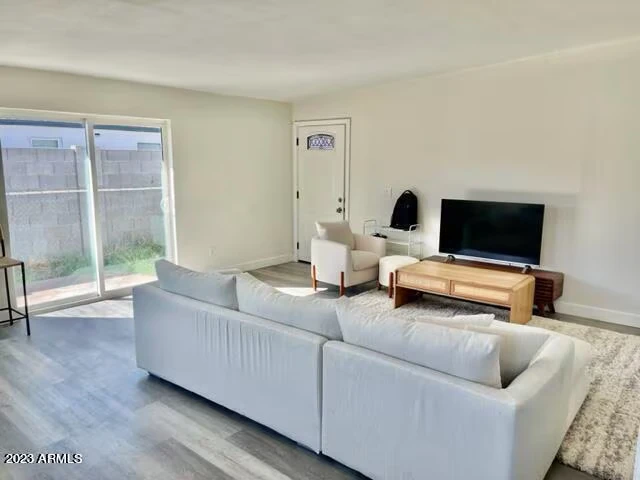 453 W University Dr Mesa, AZ 85201 photo 4