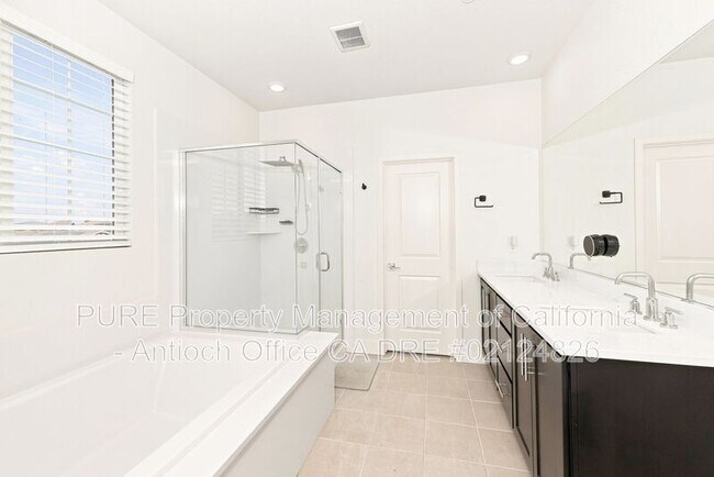 233 Cold Crk Dr Oakley, CA 94561 photo 5