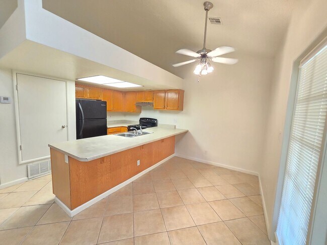 18811 N 19th Ave Phoenix, AZ 85027 photo 5