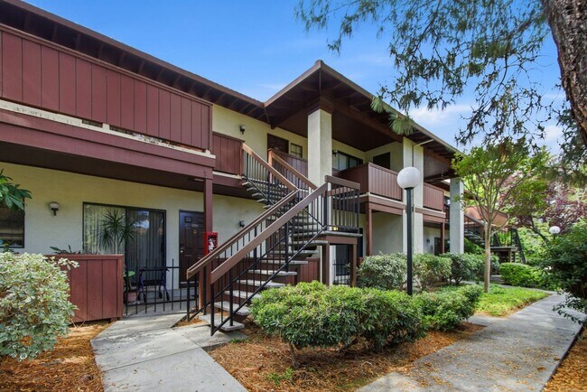 479 Costa Mesa Terrace Sunnyvale, CA 94085 photo 3