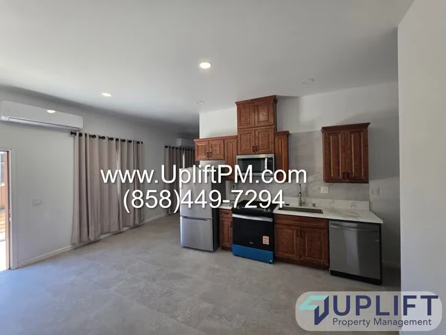 9013 Magnolia Ave Santee, CA 92071 photo 5