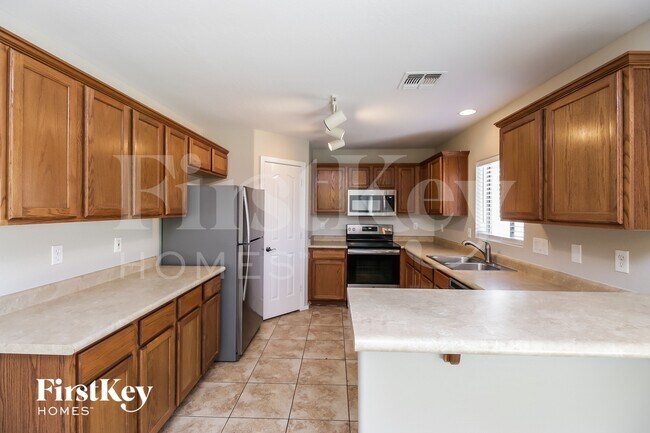 39405 N Marla Cir San Tan Valley, AZ 85140 photo 5