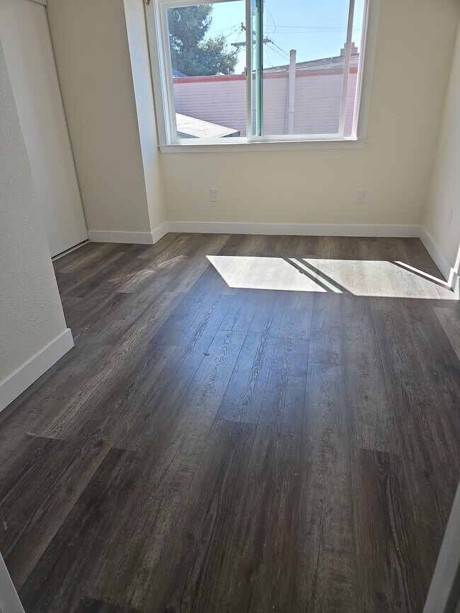 1515 Center St Oakland, CA 94607 photo 5