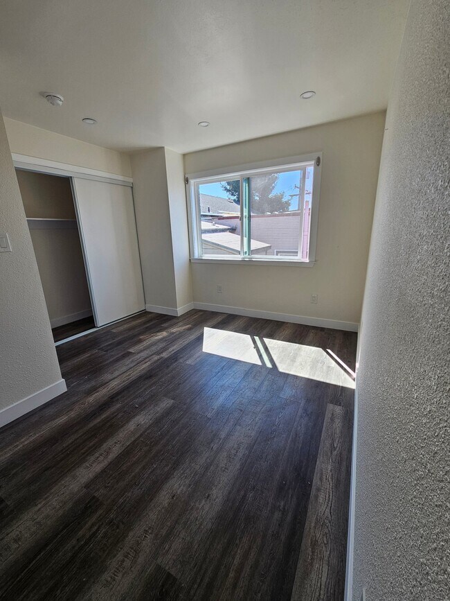 1515 Center St Oakland, CA 94607 photo 3