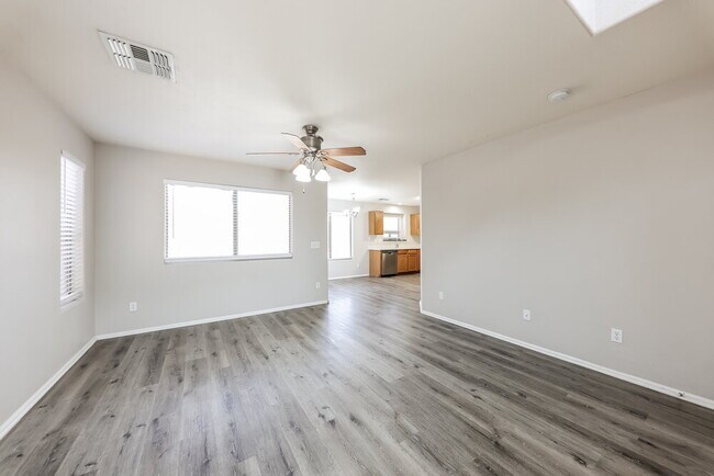 16231 W Moreland St Goodyear, AZ 85338 photo 5