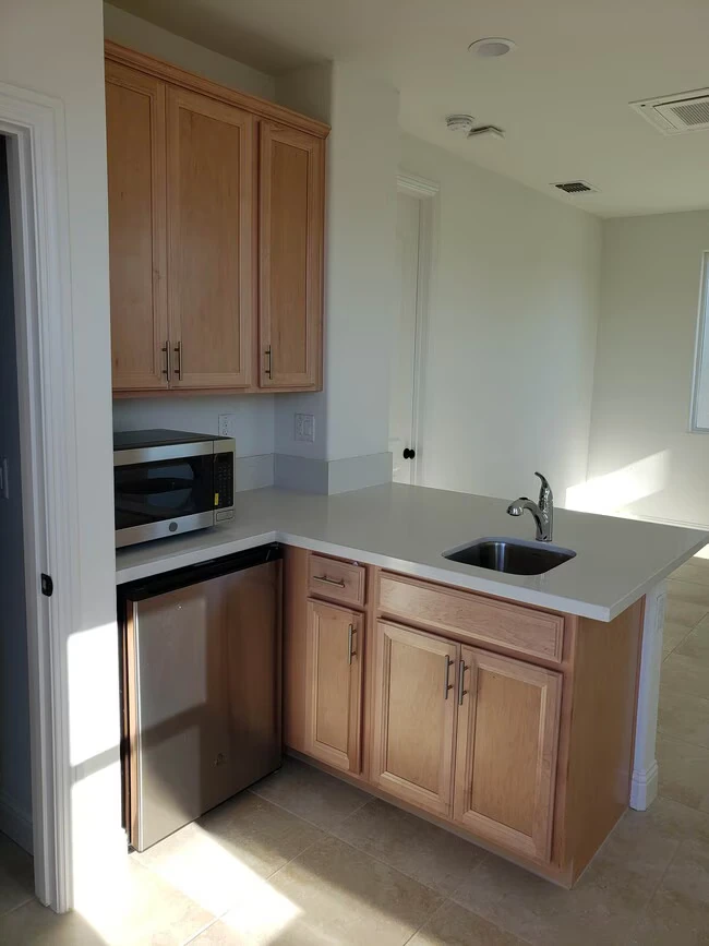 1469 Terra Verde St Tracy, CA 95391 photo 4