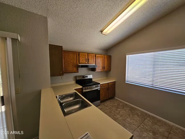 3040 E Bluefield Ave Phoenix, AZ 85032 photo 5