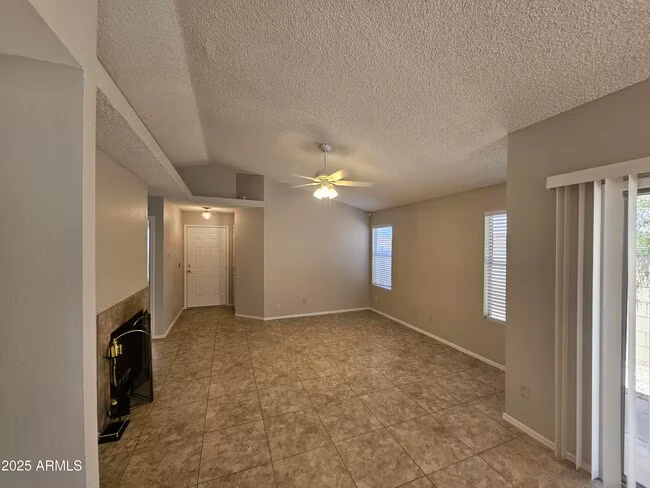 3040 E Bluefield Ave Phoenix, AZ 85032 photo 4