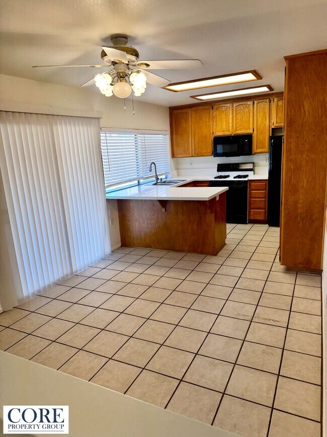 10026 Ashdale Ln Santee, CA 92071 photo 4