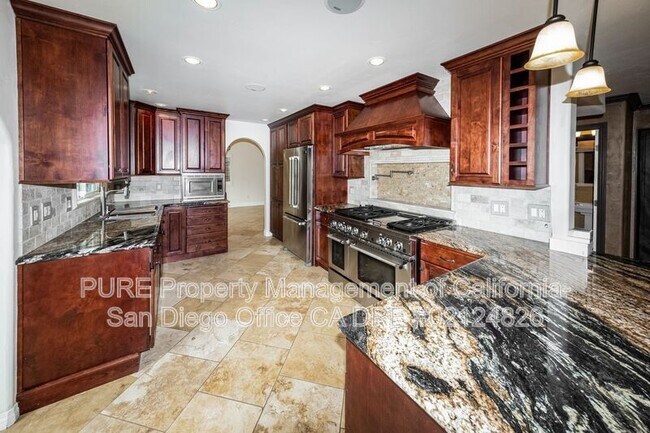1347 Heritage Ct Escondido, CA 92027 photo 4