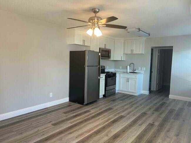 513 W Fourteenth St Antioch, CA 94509
