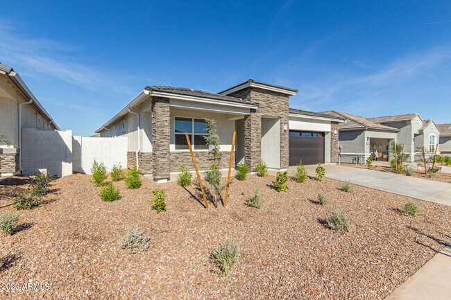 18646 W Buckskin Trl Wittmann, AZ 85361 photo 3