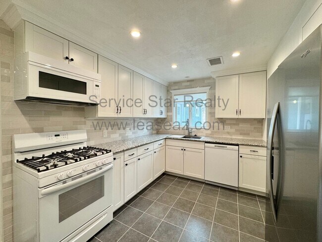 2908 E Avalon Dr Phoenix, AZ 85016 photo 5