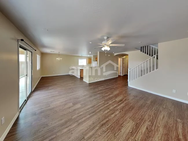 11229 W Mariposa Dr Phoenix, AZ 85037 photo 5