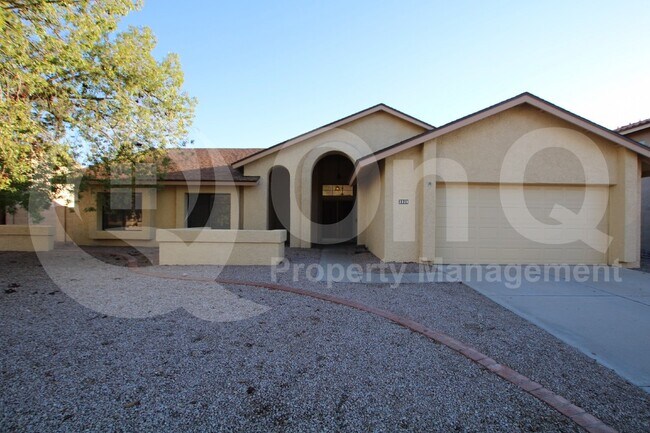 2325 W Gregg Dr Chandler, AZ 85224 photo 2