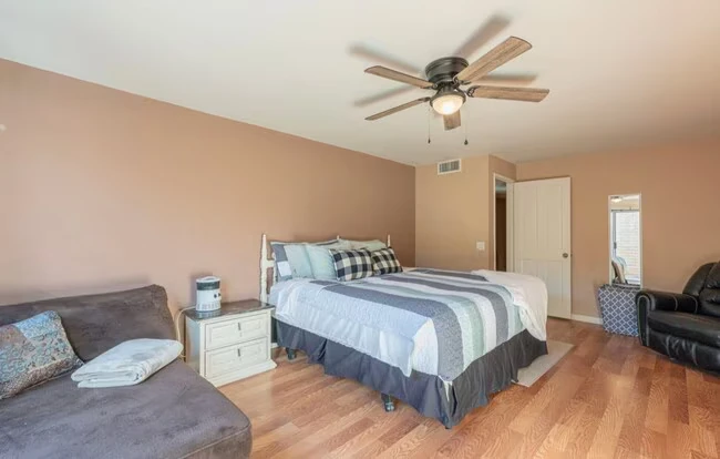 4211 N 78th Way Scottsdale, AZ 85251 photo 2