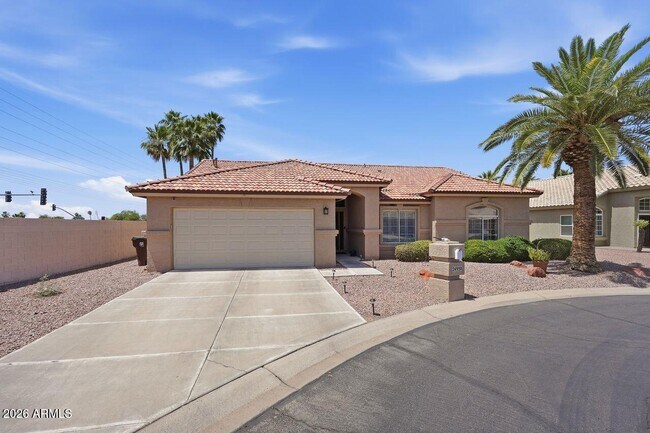 24950 S Lakewood Dr Sun Lakes, AZ 85248 photo 2