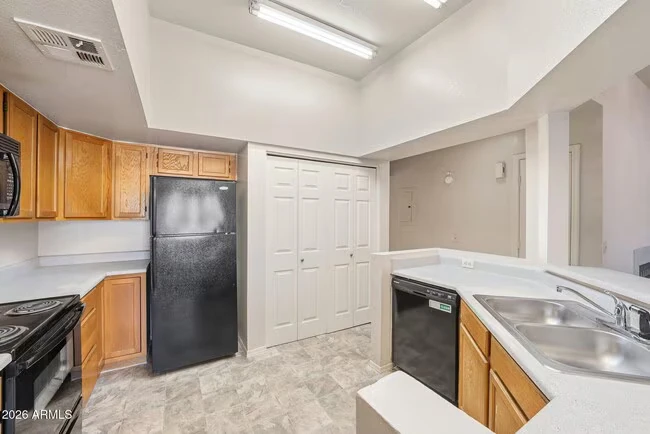 1331 W Baseline Rd Mesa, AZ 85202 photo 2
