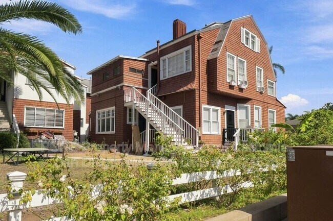 114 Kalmia St San Diego, CA 92101
