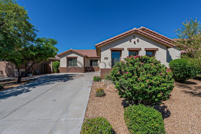 39718 N Rolling Green Way photo 2