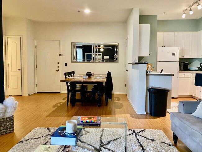 1701 E Colter St Phoenix, AZ 85016 photo 3