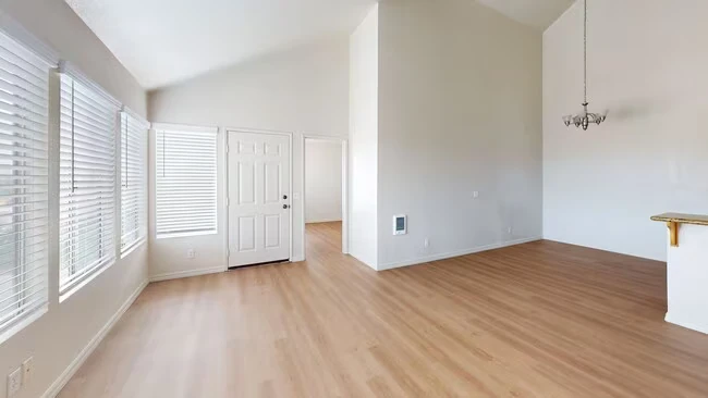 1202 Donax Ave Imperial Beach, CA 91932 photo 3