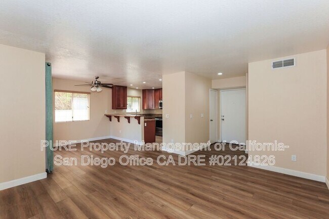 11317 Avenida De Los Lobos San Diego, CA 92127 photo 3