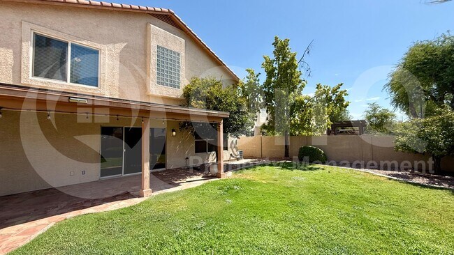 1481 E Cheyenne St photo 5