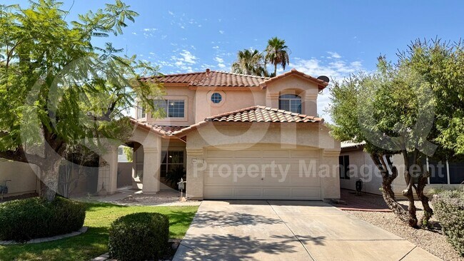 1481 E Cheyenne St photo 3